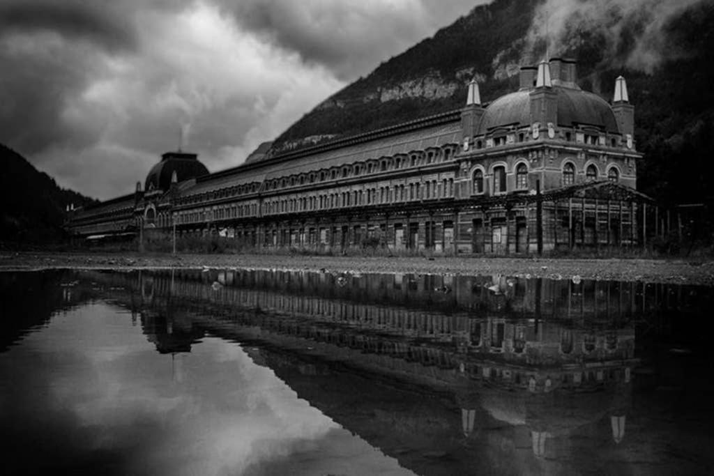 Ático Dúplex reformado con vistas a la montaña Canfranc Esterno foto